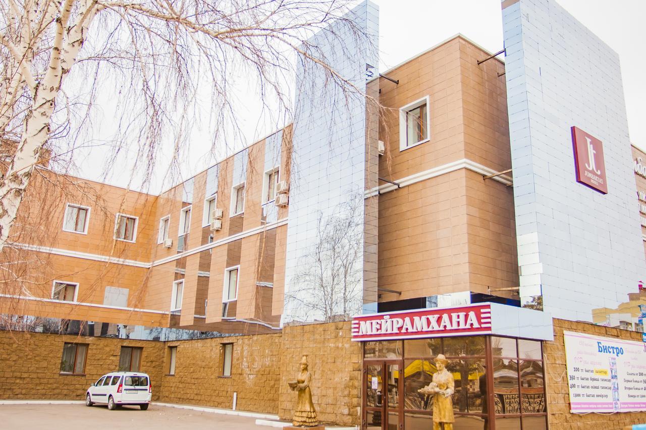 Jumbaktas Borovoe Hotel Exteriér fotografie